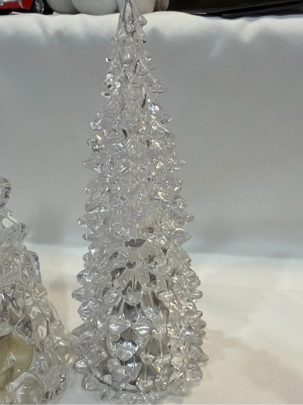 Festive Acrylic & Resin White Holiday Tree Set - Decorative Accent Collection 6